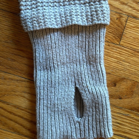 Grey turtleneck sweater - Picture 2 of 6